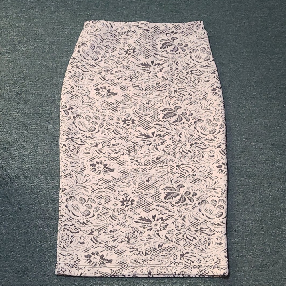 Flower tube skirt